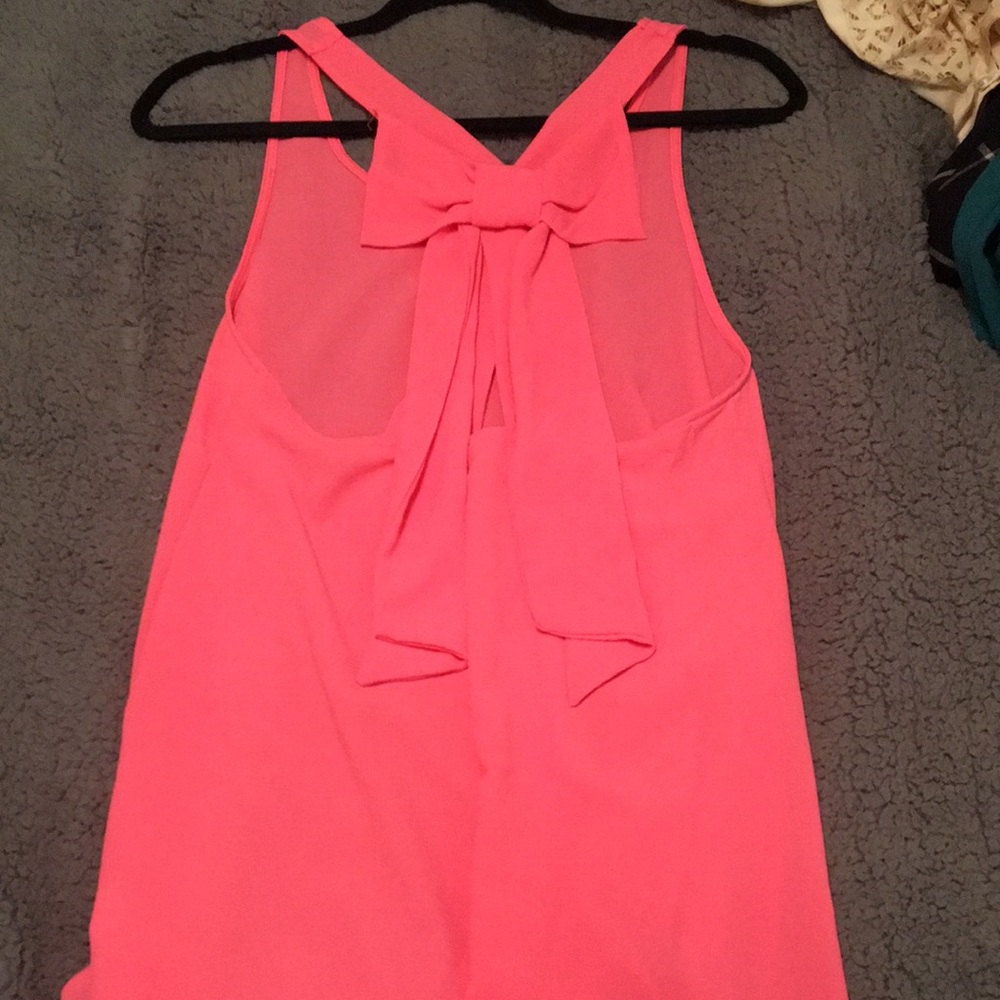 Moa Moa Neon pink bow tank top!